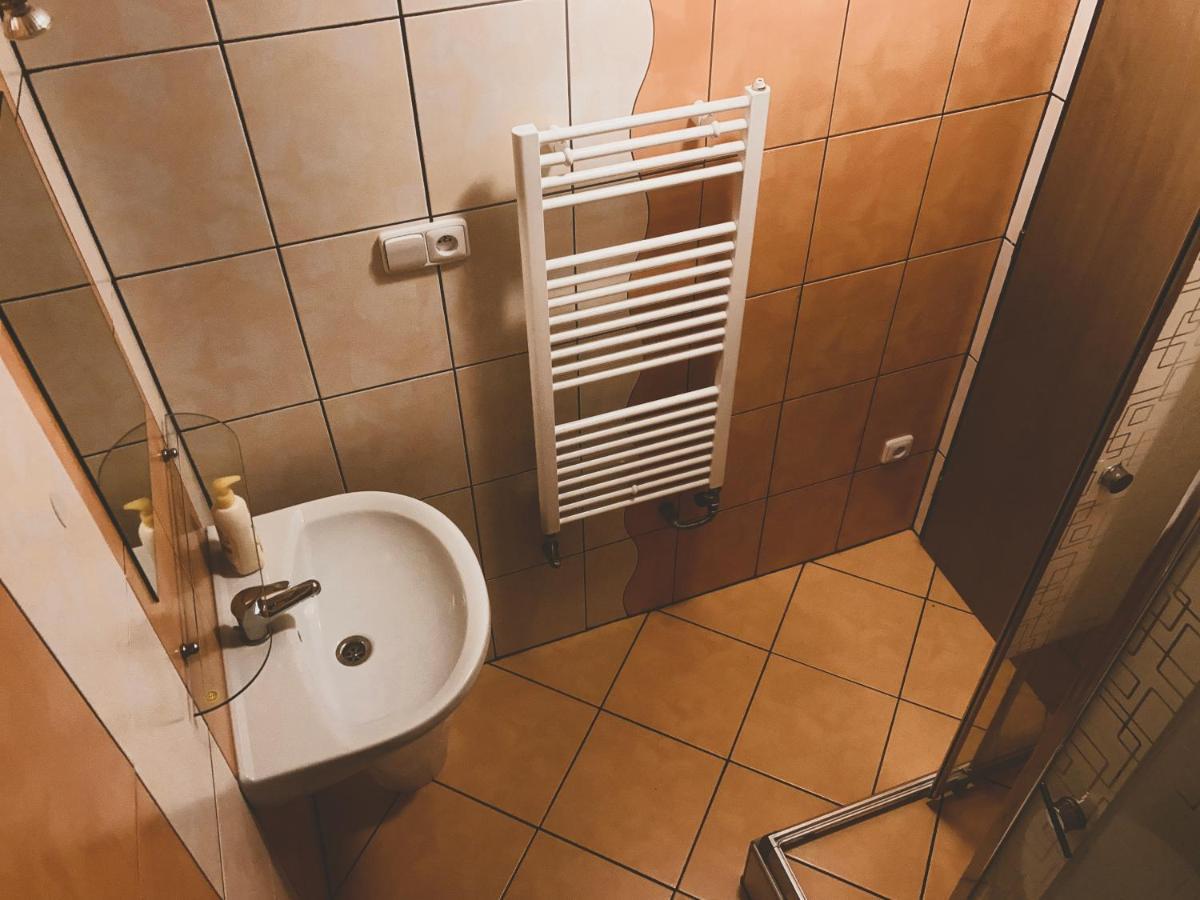Althansky Hostinec Znojmo Esterno foto