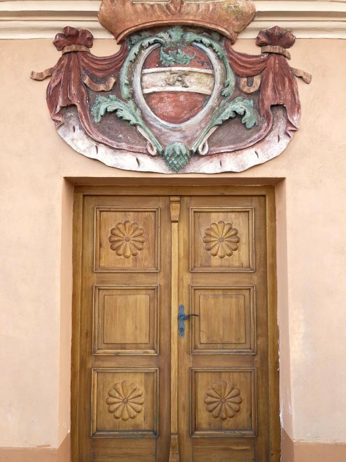 Althansky Hostinec Znojmo Esterno foto