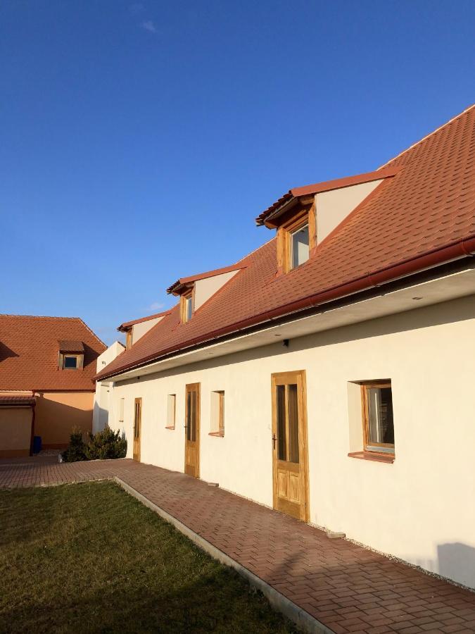Althansky Hostinec Znojmo Esterno foto