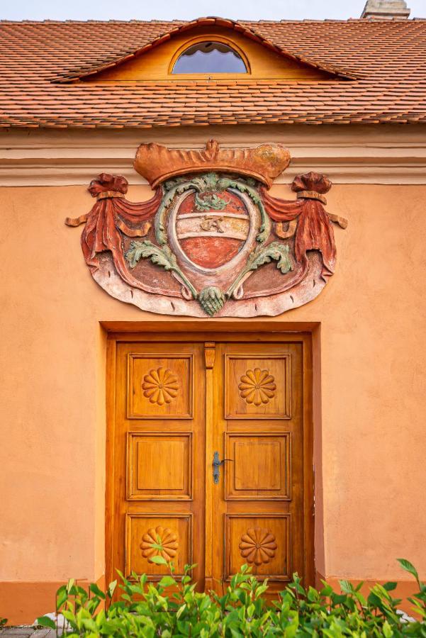 Althansky Hostinec Znojmo Esterno foto