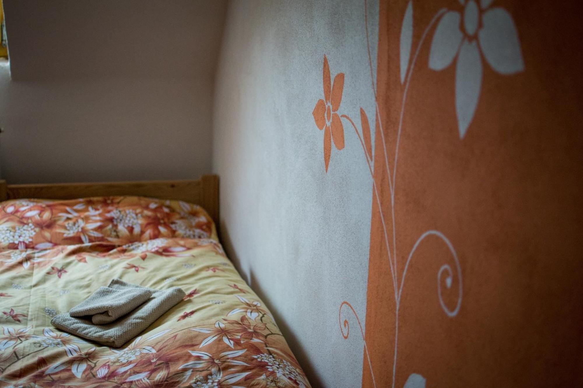 Althansky Hostinec Znojmo Esterno foto